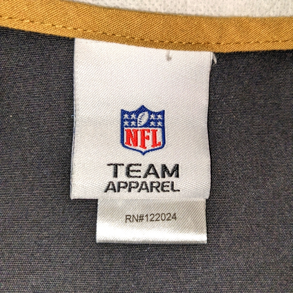 NFL Team Apparel New Orleans Saints Short Sleeve Scrub Shirt - Picture 8 of 10